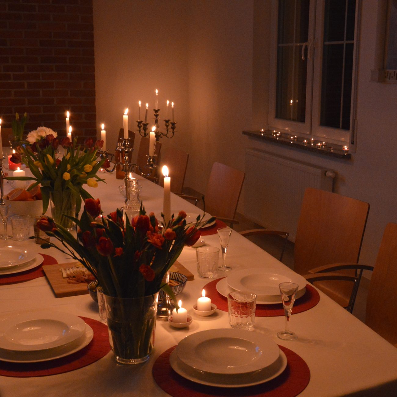 Kolacja w rodzinnym gronie, serwowana w sali biesiadnej, noclegi w górach, agroturystyka Sala na przyjęcie. Romantyczny wypoczynek w górach